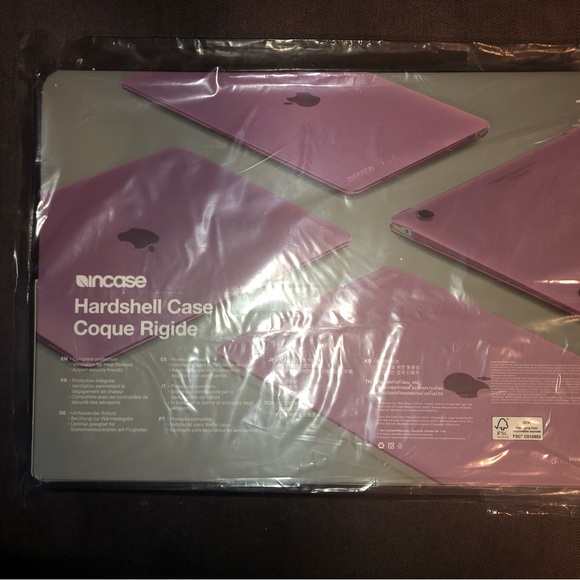 New hard shell incase (case only) fits 13” MacBook Air  2020; not the computer. - Picture 4 of 4